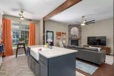 Kitchen - 658 Greer Ave, Nixa, MO 65714 photo 4 of 4