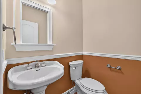 Bath - 21194 Lawrence 2230, Aurora, MO 65605 photo 1 of 6