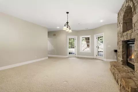 Living - 21194 Lawrence 2230, Aurora, MO 65605 photo 10 of 11