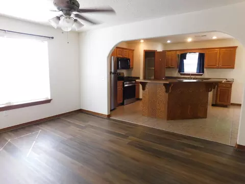 Living - 406 W Cale, Monett, MO 65708 photo 1 of 1