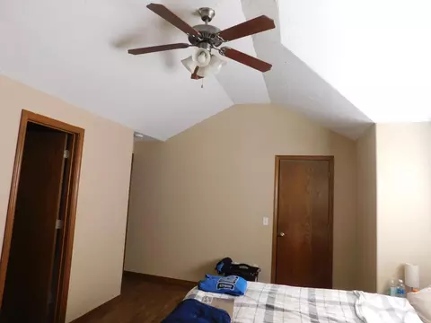 Bedroom - 406 W Cale, Monett, MO 65708 photo 1 of 2