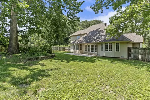 Exterior - 3786 E Kingsbury St, Springfield, MO 65809 photo 5 of 8