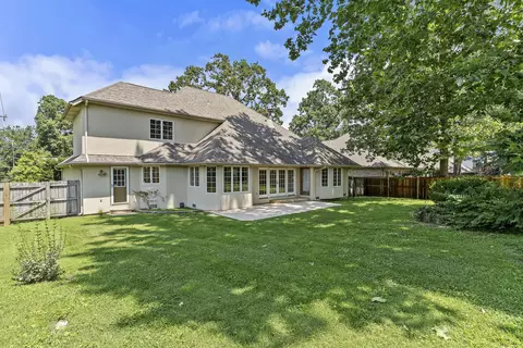 Exterior - 3786 E Kingsbury St, Springfield, MO 65809 photo 6 of 8