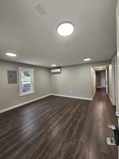 Living - 1831 W Chestnut St, Springfield, MO 65802 photo 1 of 2