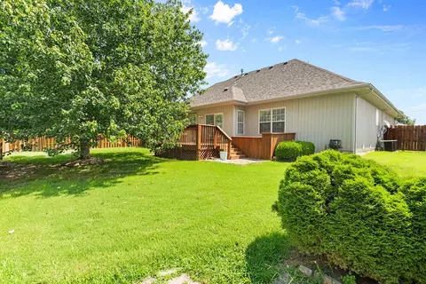 Exterior - 5305 N 11th Ave, Ozark, MO 65721 photo 5 of 6