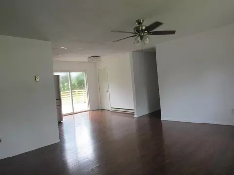 Living - 238 Wilson Way, Marshfield, MO 65706 photo 1 of 3