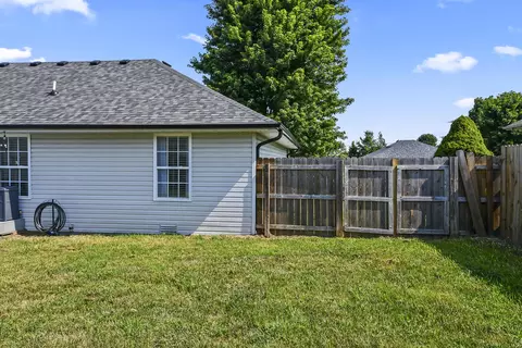 Exterior - 334 Sugar Tree Rd, Sparta, MO 65753 photo 6 of 7
