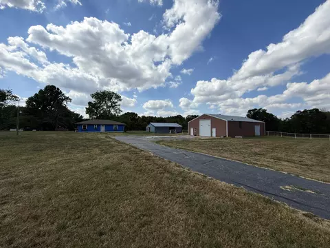 Exterior - 8954 Lawrence 2226, Monett, MO 65708 photo 5 of 20