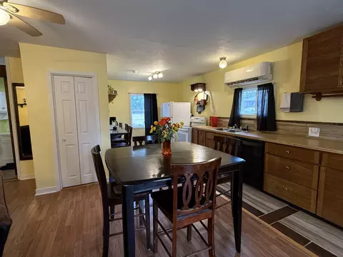 Dining - 8954 Lawrence 2226, Monett, MO 65708 photo 1 of 1