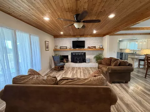Living - 8954 Lawrence 2226, Monett, MO 65708 photo 1 of 5
