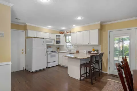 Kitchen - 2444 S Mccann Ave, Springfield, MO 65804 photo 1 of 2