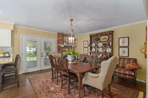 Dining - 2444 S Mccann Ave, Springfield, MO 65804 photo 1 of 2