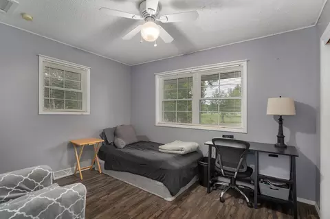 Bedroom - 6472 N Farm Road 91, Willard, MO 65781 photo 3 of 3