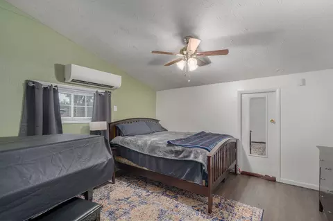 Bedroom - 6472 N Farm Road 91, Willard, MO 65781 photo 2 of 3