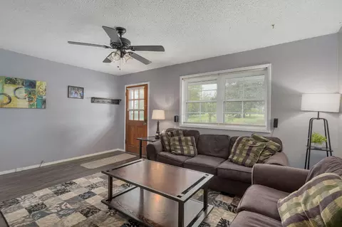 Living - 6472 N Farm Road 91, Willard, MO 65781 photo 2 of 2