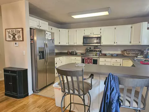 Kitchen - 703 Kaitlin Dr, Mountain View, MO 65548 photo 1 of 3