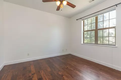 Bedroom - 240 Spencer Dr, Branson, MO 65616 photo 3 of 4