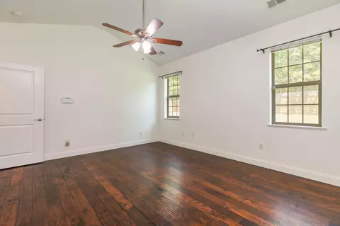 Bedroom - 240 Spencer Dr, Branson, MO 65616 photo 2 of 4