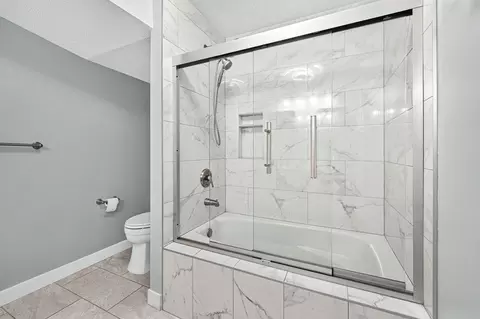 Bath - 1854 S Oakmont Ave, Springfield, MO 65809 photo 7 of 7