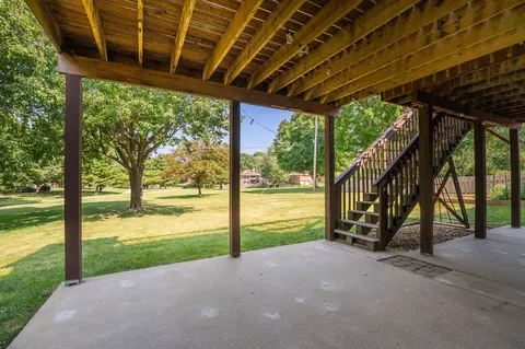 Exterior - 1854 S Oakmont Ave, Springfield, MO 65809 photo 12 of 12