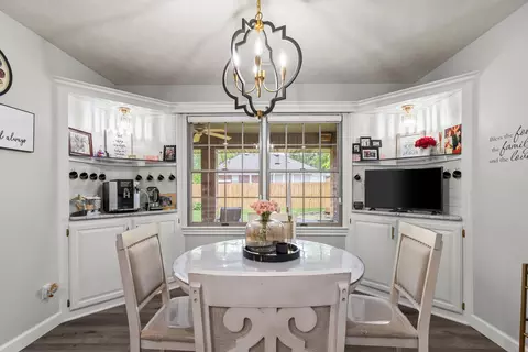 Dining - 3710 S Suburban Ave, Springfield, MO 65807 photo 3 of 3