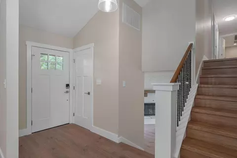Entry Way - 713 E Meadowlark Cir, Springfield, MO 65810 photo 1 of 1