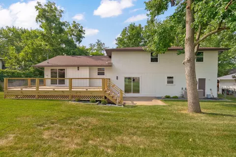 Exterior - 713 E Meadowlark Cir, Springfield, MO 65810 photo 12 of 14