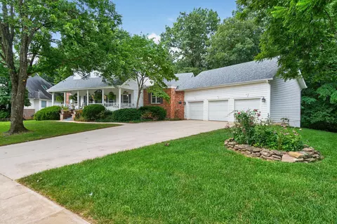 Exterior - 4250 E Misty Woods St, Springfield, MO 65809 photo 2 of 19
