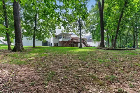 Exterior - 4250 E Misty Woods St, Springfield, MO 65809 photo 14 of 19