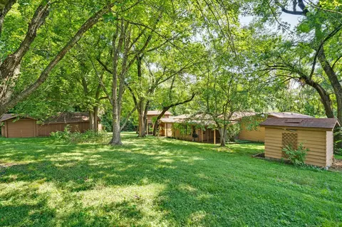 Exterior - 4235 S Windermere Ave, Springfield, MO 65804 photo 11 of 13
