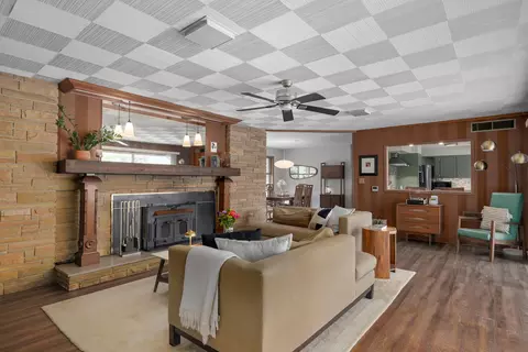 Living - 1901 S Cedarbrook Ave, Springfield, MO 65804 photo 1 of 3