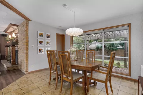 Dining - 1901 S Cedarbrook Ave, Springfield, MO 65804 photo 2 of 2