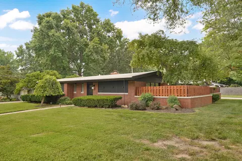Exterior - 1901 S Cedarbrook Ave, Springfield, MO 65804 photo 24 of 29