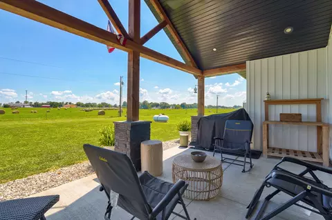 Exterior - 1032 Division St, Sparta, MO 65753 photo 9 of 13