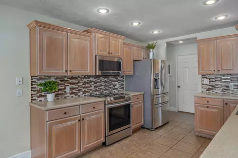Kitchen - 4855 S Blakey Ct, Springfield, MO 65810 photo 1 of 3