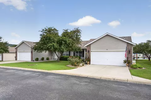 Exterior - 540 Van Buren Rd #2, Branson, MO 65616 photo 2 of 6