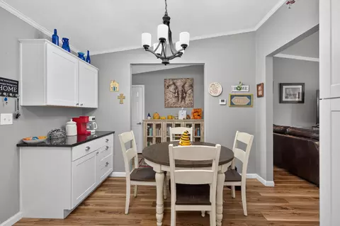 Dining - 540 Van Buren Rd #2, Branson, MO 65616 photo 1 of 2