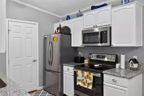 Kitchen - 540 Van Buren Rd #2, Branson, MO 65616 photo 3 of 4
