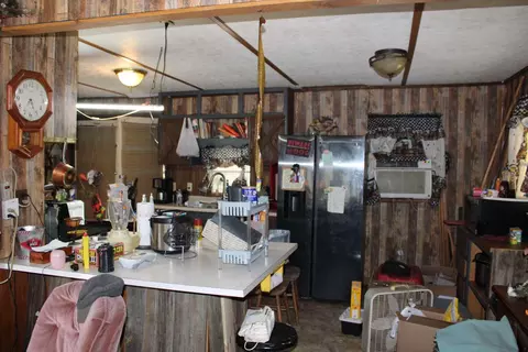 Kitchen - 185 Lakeview Dr, Forsyth, MO 65653 photo 6 of 6