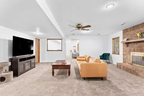 Living - 2249 E Cragmont St, Springfield, MO 65804 photo 2 of 3