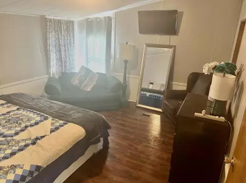 Bedroom - 67 Mimosa Ln, Branson, MO 65616 photo 3 of 7