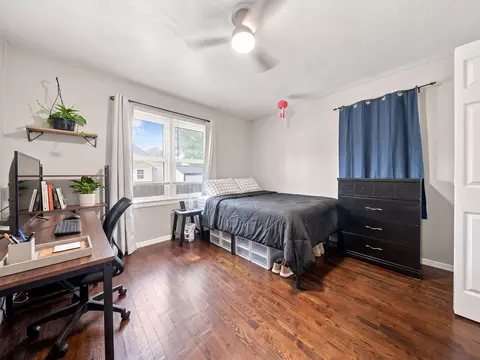 Bedroom - 105 E Meadowbrook Ave, Clever, MO 65631 photo 3 of 4