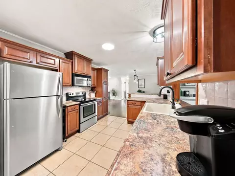 Kitchen - 105 E Meadowbrook Ave, Clever, MO 65631 photo 4 of 4