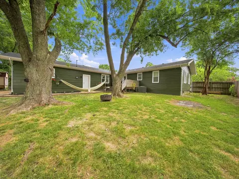 Exterior - 105 E Meadowbrook Ave, Clever, MO 65631 photo 7 of 17