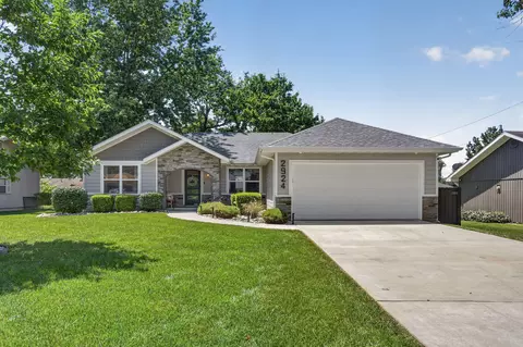 Exterior - 2924 E Portland St, Springfield, MO 65804 photo 2 of 12
