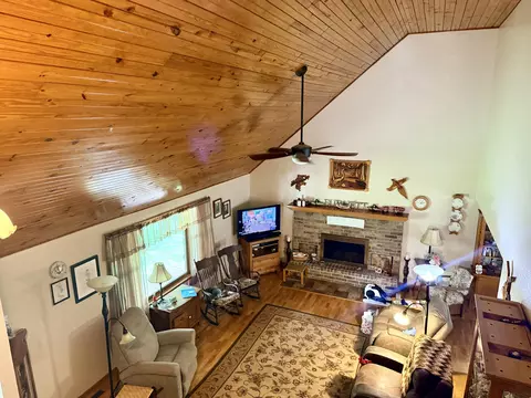 Living - 34 E Dade 86, Greenfield, MO 65661 photo 1 of 3