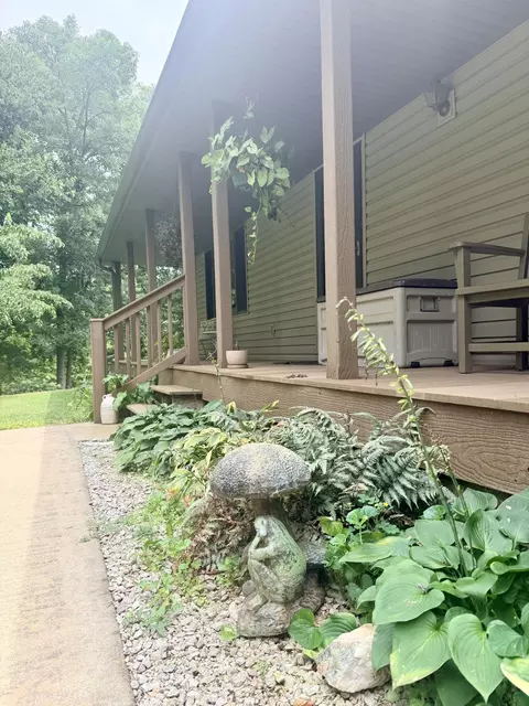 Exterior - 34 E Dade 86, Greenfield, MO 65661 photo 20 of 26
