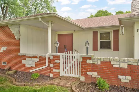573 E Miller Rd, Republic, MO 65738 photo 6