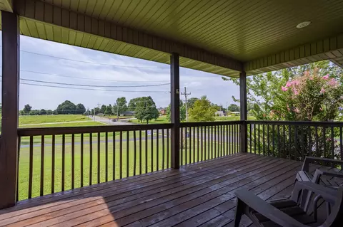 Exterior - 1110 E Charles St, Republic, MO 65738 photo 5 of 7