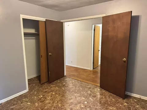 Bedroom - 2239 S Pickwick Ave, Springfield, MO 65804 photo 4 of 8
